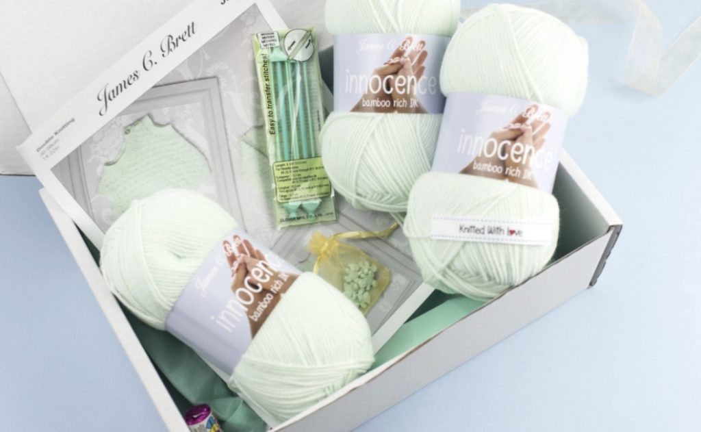 baby knit in a box tricot